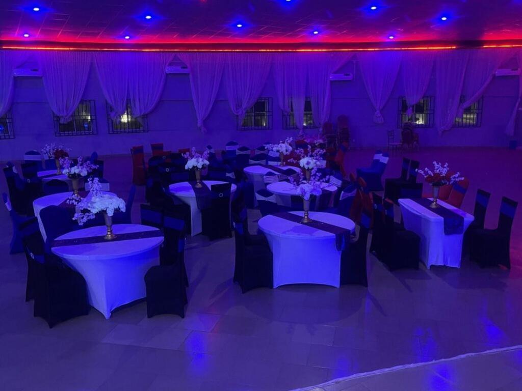 Murphy'S Mansion Resort Umuahia 外观 照片